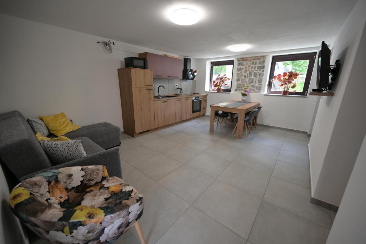 Apartments Ten Sen Kobarid Zewnętrze zdjęcie
